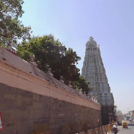Saptagiri House Hotel Tiruvannamalai Luaran gambar